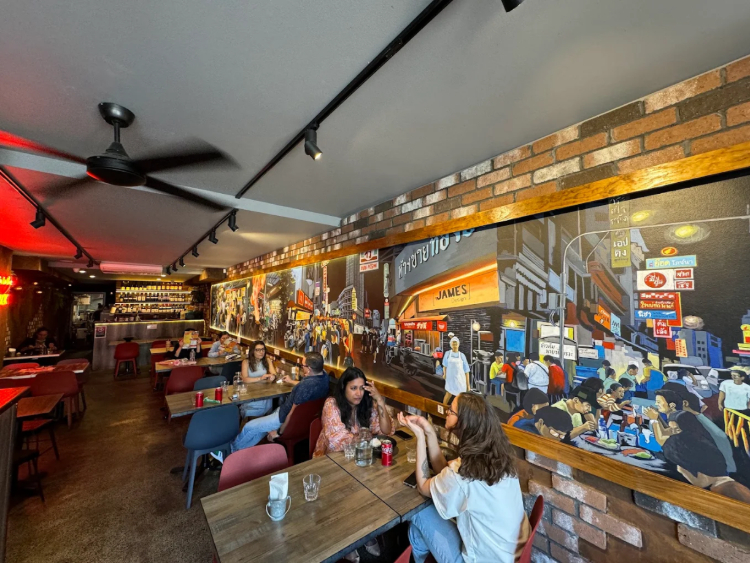 Thai on Wok  slider image