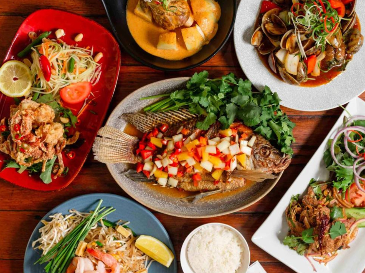 Thai on Wok  slider image