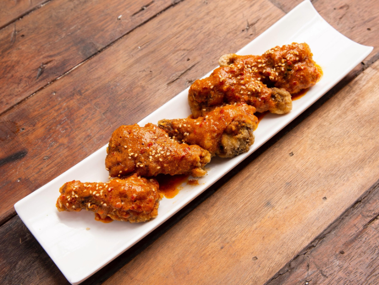 Two Hands Rooftop Bar slider image