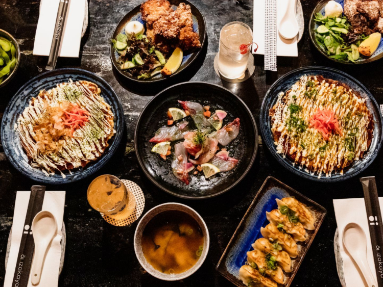 Oi Izakaya slider image