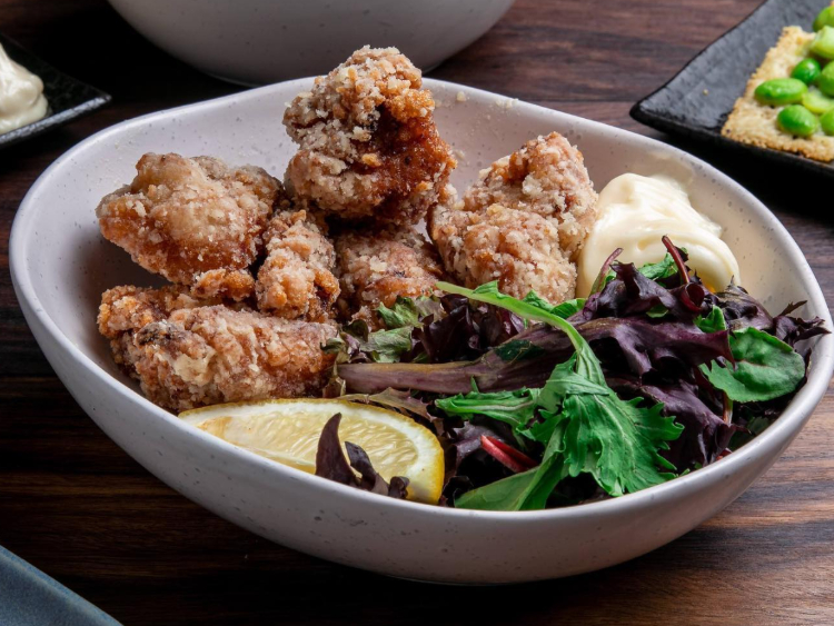 Oi Izakaya slider image