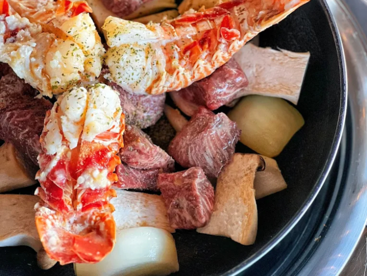 Dawn House Buffet slider image