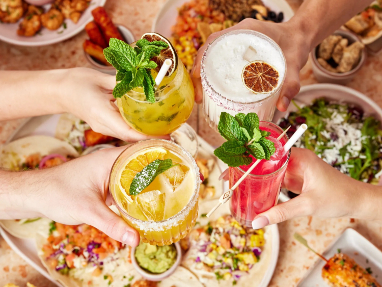 Comuna Cantina - Newstead slider image