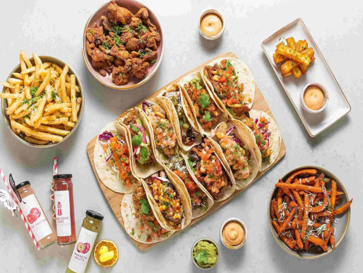Comuna Cantina - Newstead slider image