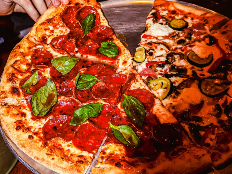 Danny's Pizza slider image