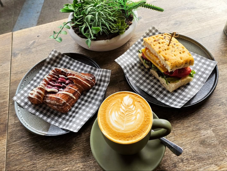 Muse - Ivanhoe slider image