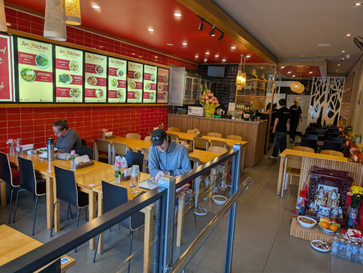 An Kitchen Vietnamese and Chinese Restaurant slider image