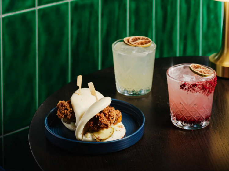 Amazing Grace - Canary Wharf slider image