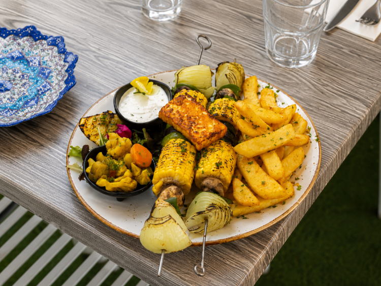 Rumi Persian Restaurant - Surfers Paradise slider image