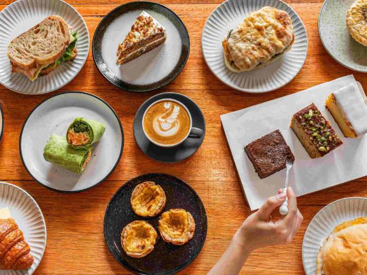 The Picnic Basket Cafe slider image