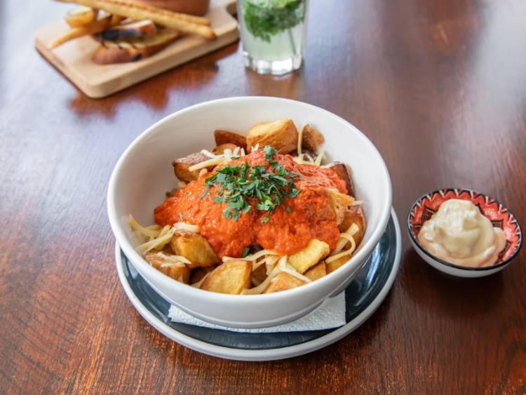 Mazcina Resto Bar slider image