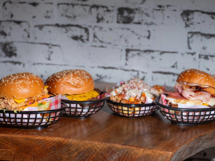 Crispy's Burgers slider image