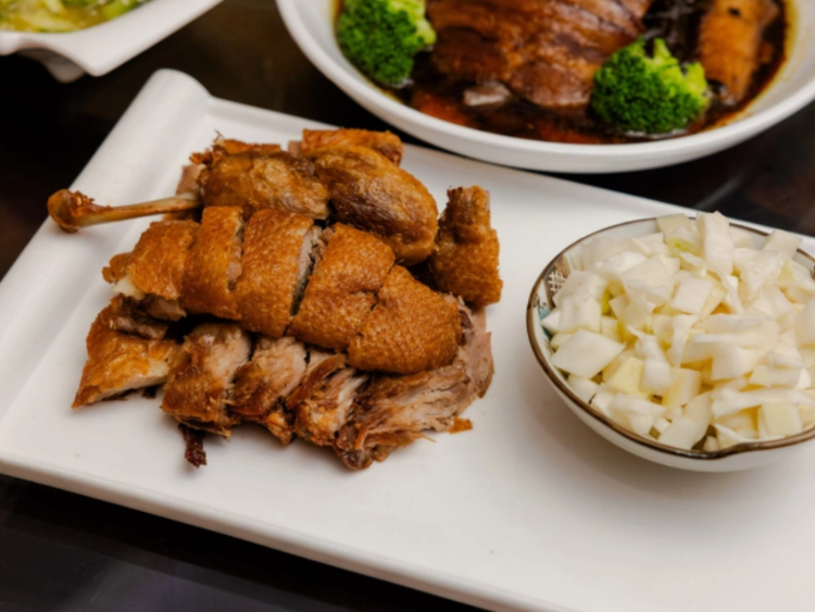 Red Chilli Sichuan Restaurant - Perth slider image