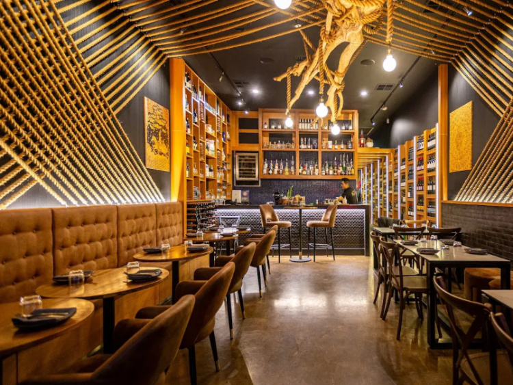 NUNU Fusion Thai slider image