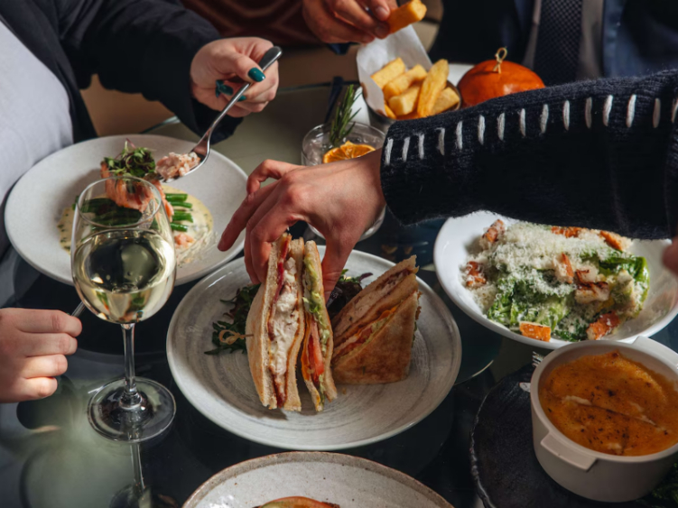 Bloomsbury St Lounge slider image