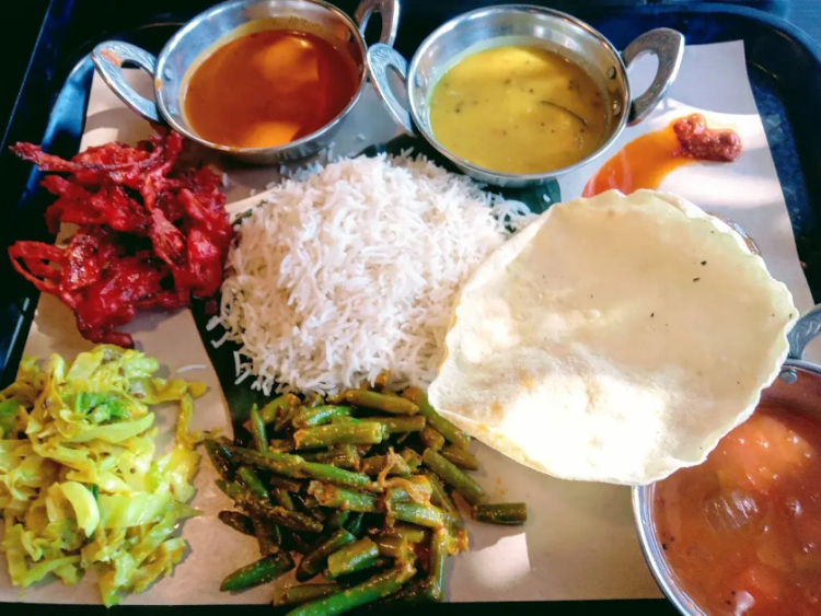 Samy’s Curry House slider image