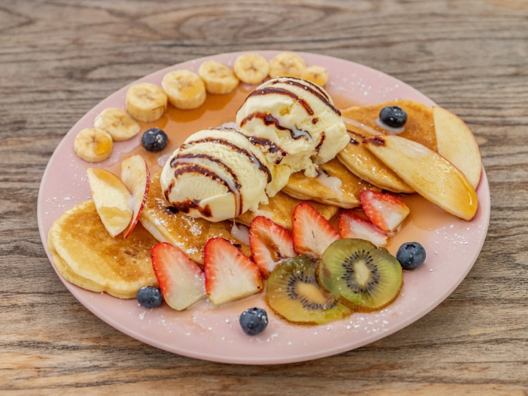 Ohana's Cafe and Restaurant slider image