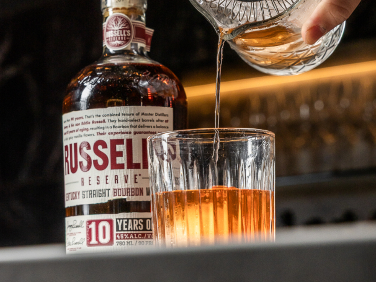 Wylde Bar - View Sydney slider image