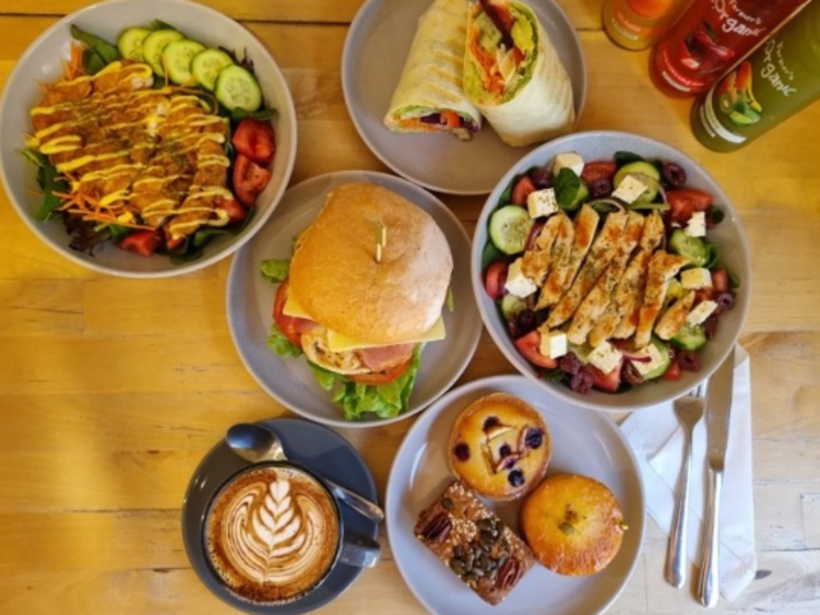 Fredy's Cafe slider image