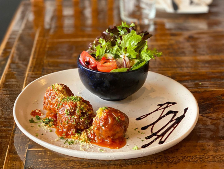 Basilico Prospect - Authentic Wood Fired Pizza slider image