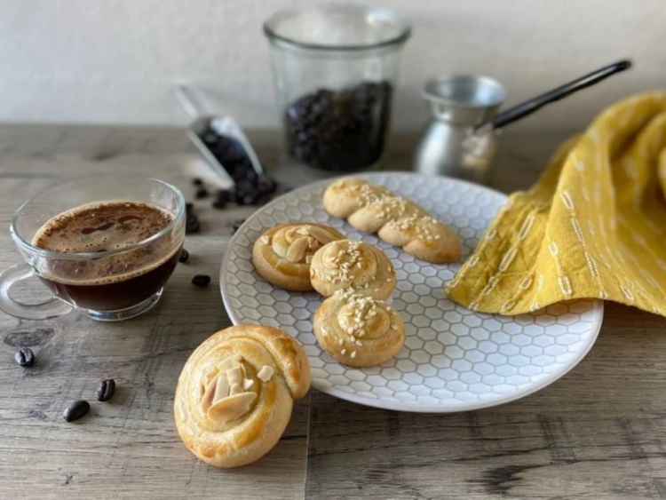 Filo & Meli Greek Bakery Cafe slider image