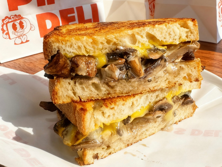 Pip's Deli slider image