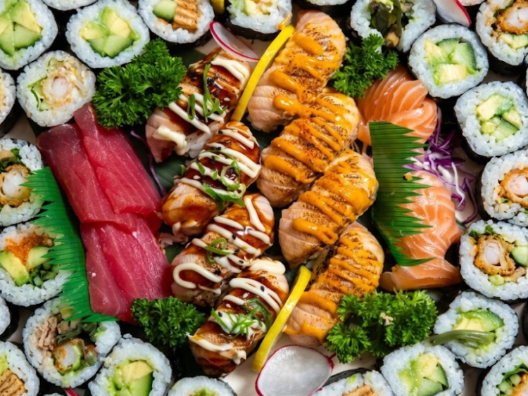 Kumo Sushi slider image