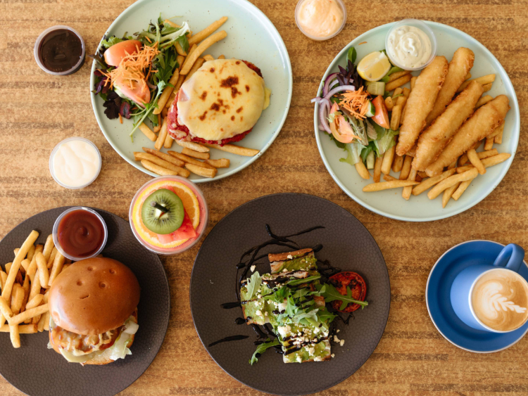 The Crab Pot slider image