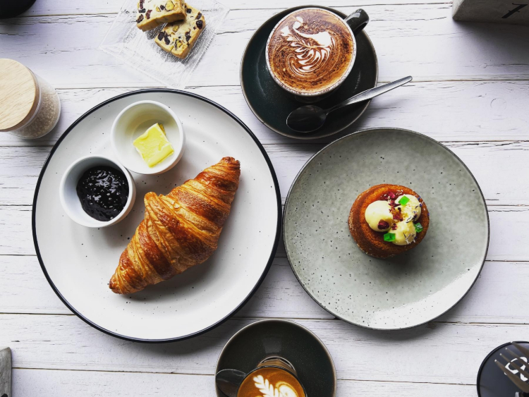 Six and Seven Cafe - Westleigh slider image