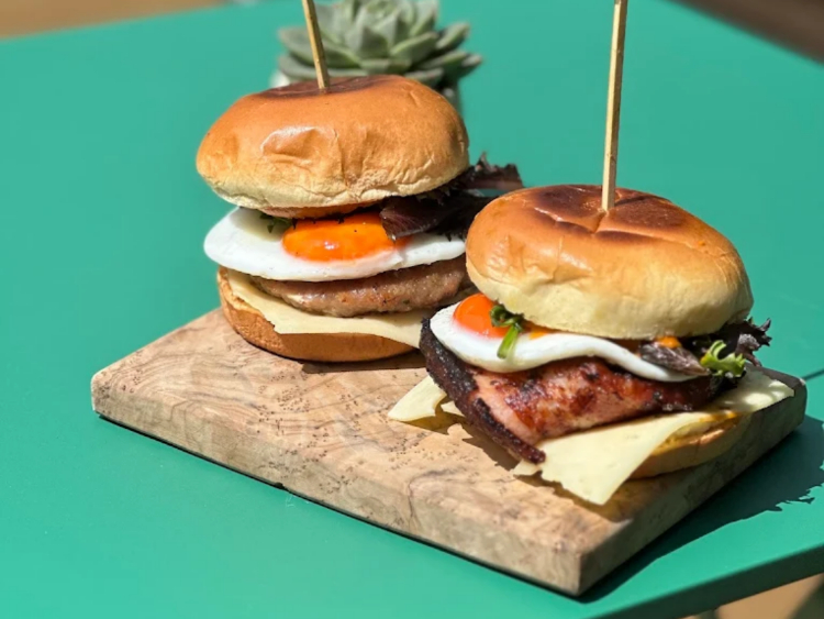 Terrace at 43 slider image