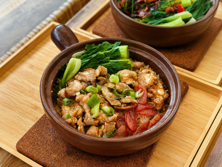 Old Street Claypot slider image