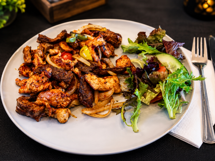 Monmo's Grill slider image