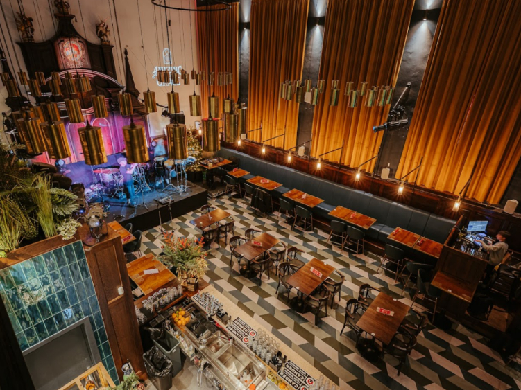 Amazing Grace - London Bridge slider image