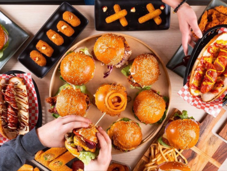 Yankee's Burger Bar - Adelaide CBD slider image
