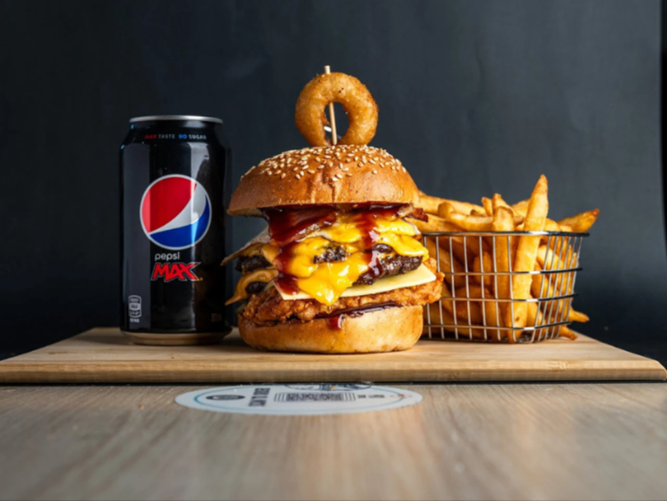 Yankee's Burger Bar - Adelaide CBD slider image