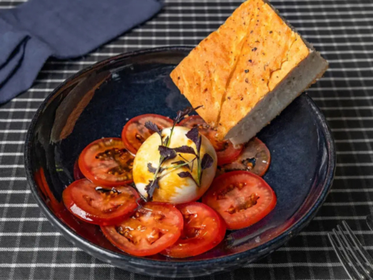 Vitaly Italian & Woodfire Pizza Restaurant - Kirrawee slider image