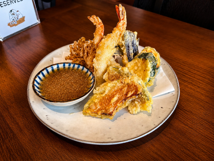 Kumo Kitchen slider image