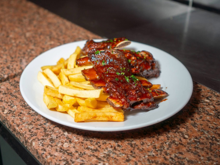 Food Corp Pizza Pasta & Ribs - Upper Coomera  slider image