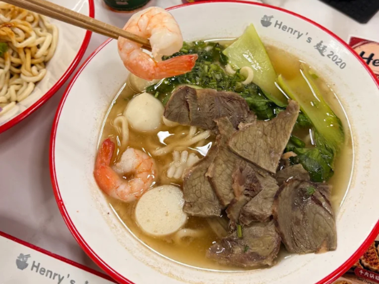 Henry's Noodle 2020 slider image