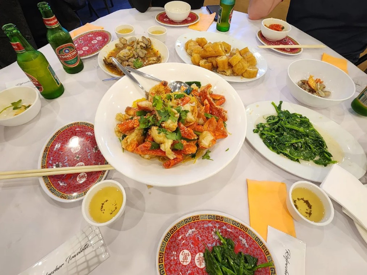 Ling Nan Chinese Restaurant slider image