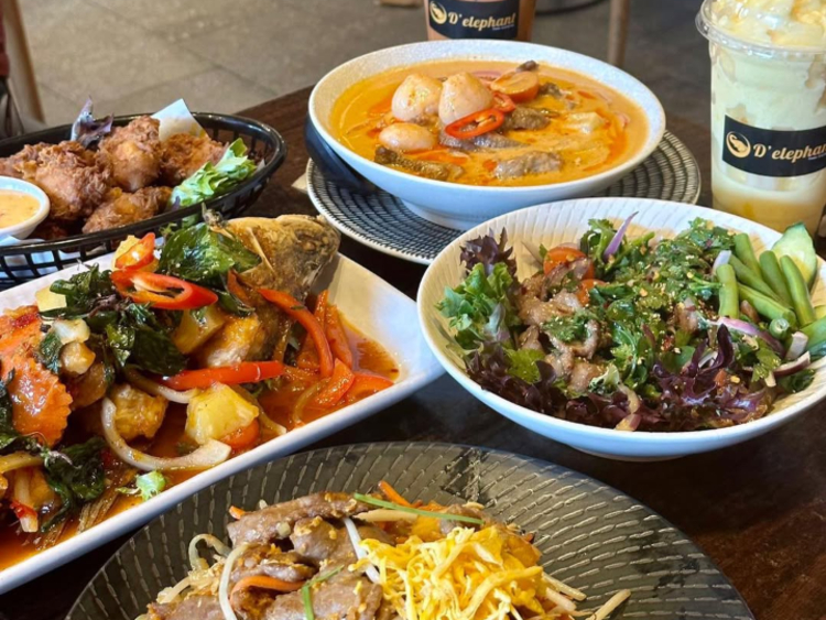 D'elephant Thai Glen - Waverley slider image