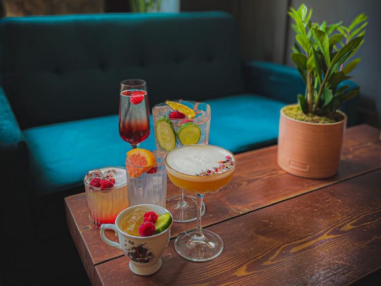 Lazy Lounge slider image