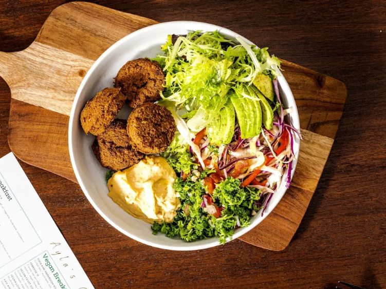 Ayla's Cafe slider image