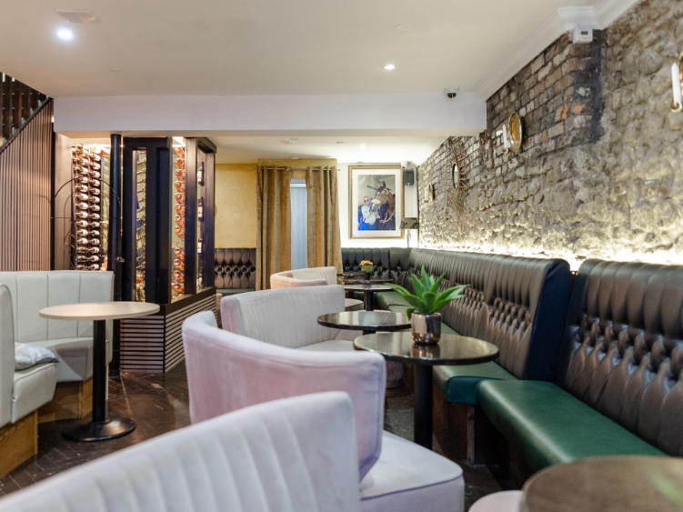 Prego Wine Bar slider image