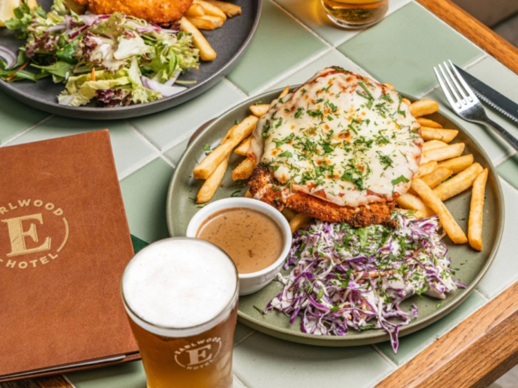 Earlwood Hotel slider image