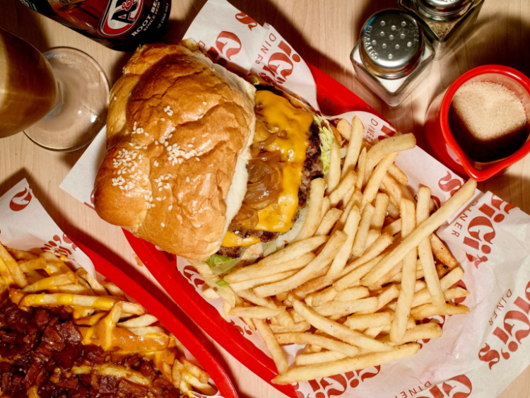 Gigi's Diner slider image