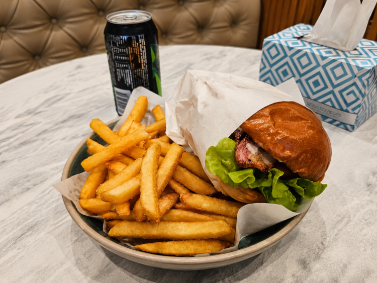 The Bunsik Burger & Cafe slider image