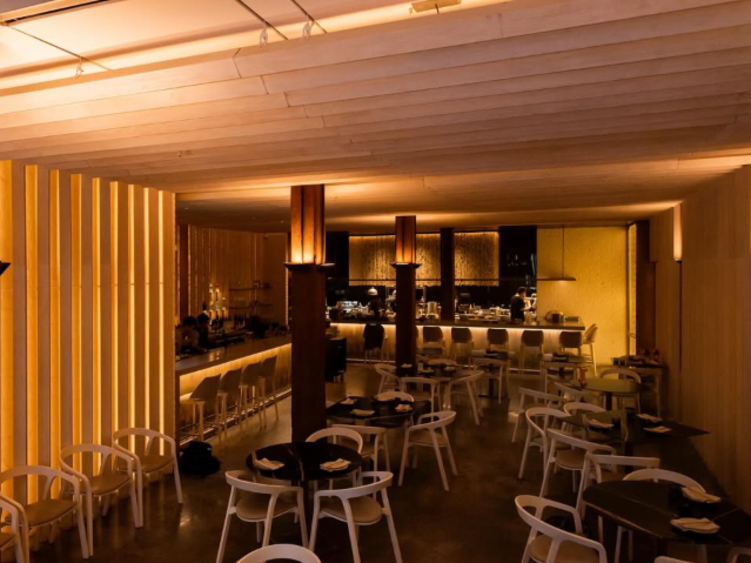 Kuro Bar & Dining slider image