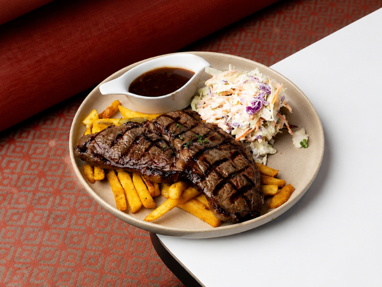 Beach House Bar & Grill - Browns Plains slider image