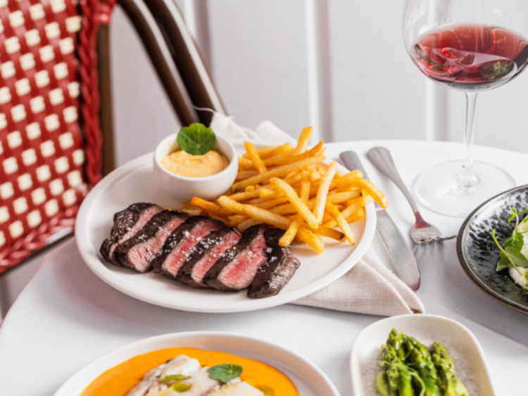Petit Bistro & Wine Bar slider image
